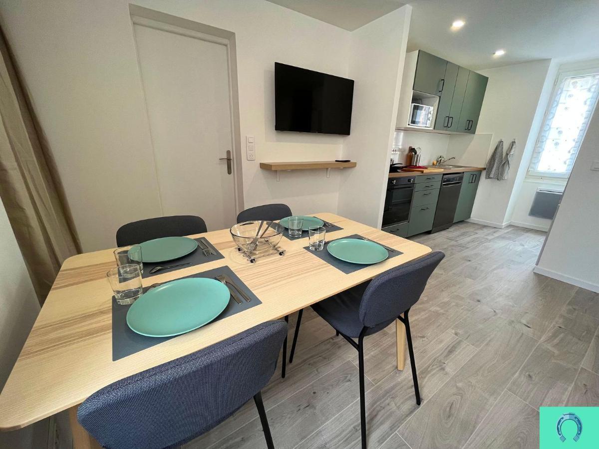 La Demeure Du Marechal-Ferrant Apartman Pierry Kültér fotó